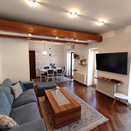 Deluxe Apartment Lejla - Free Garage Parking SJJ Eksteriør billede