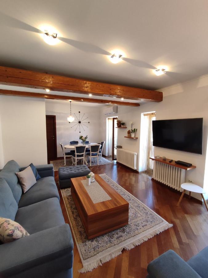 Deluxe Apartment Lejla - Free Garage Parking SJJ Eksteriør billede