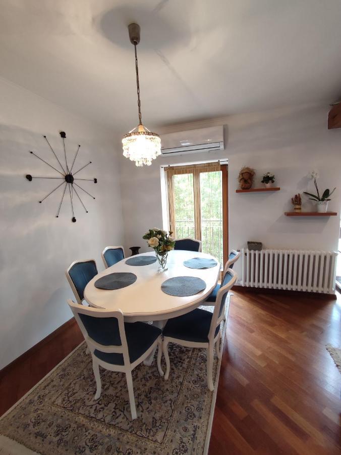 Deluxe Apartment Lejla - Free Garage Parking SJJ Eksteriør billede