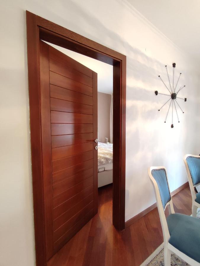 Deluxe Apartment Lejla - Free Garage Parking SJJ Eksteriør billede